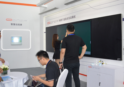 歐帝科技攜智慧黑板產(chǎn)品亮相西北教育裝備博覽會(huì)，引領(lǐng)云計(jì)算裝備技術(shù)服務(wù)新潮流